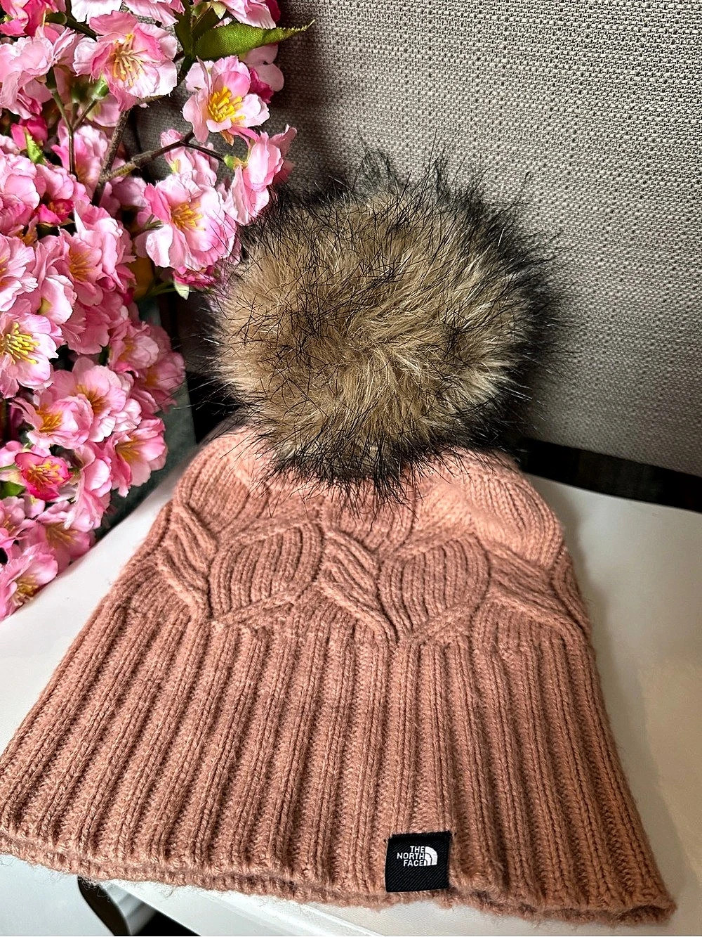The North Face Oh Mega Fur Pom Beanie Pom Cable Knit Hat in Pink Like New